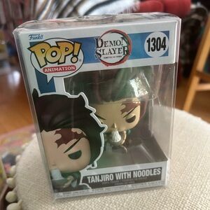 Tanjiro with Noodles Demon Slayer Funko Pop! 1304 + Protector